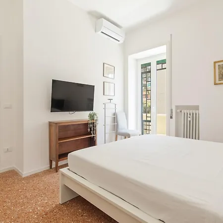 Bright Family 5br In Parioli Lägenhet