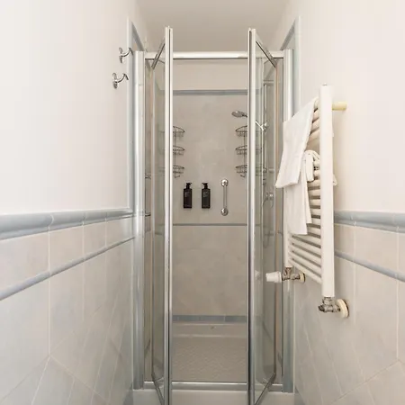 Bright Family 5br In Parioli Rom